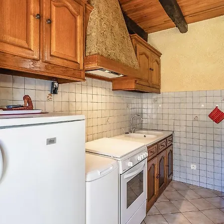 Apartamento Awesome In St, Crepin-et-carlucet