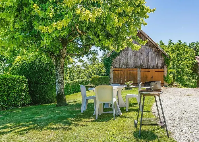 Апартаменты Pet Friendly Combas (Dordogne)